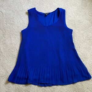 Roz and Ali Petite Pleated Sleeveless Top